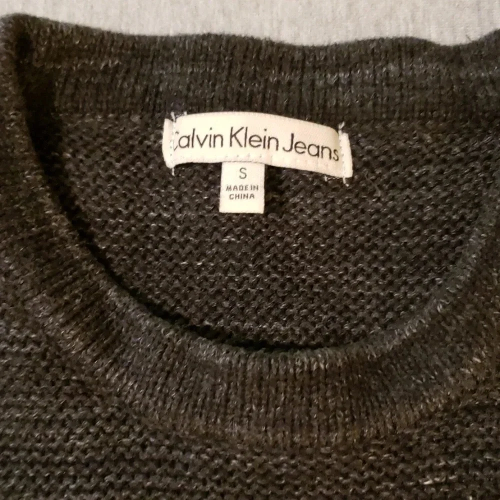 Mens Calvin Klein sweater - Picture 2 of 3